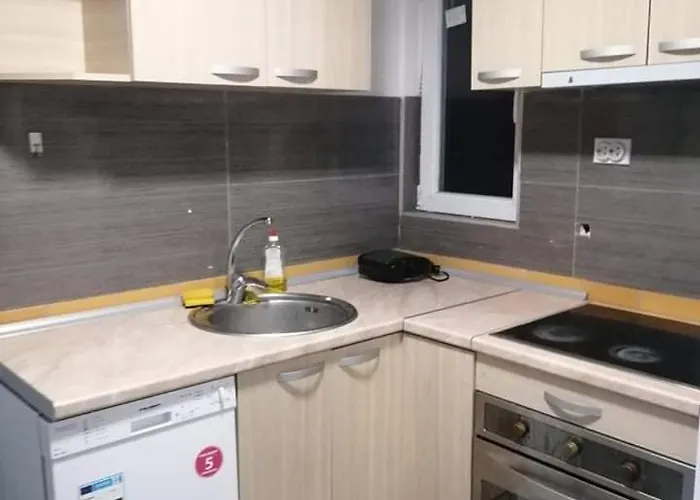 Appartamento Mountain View And Fresh Air In Hot Weather Skopje